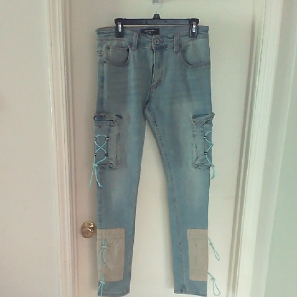 Stylish Blue Jeans with Lace-Up Details